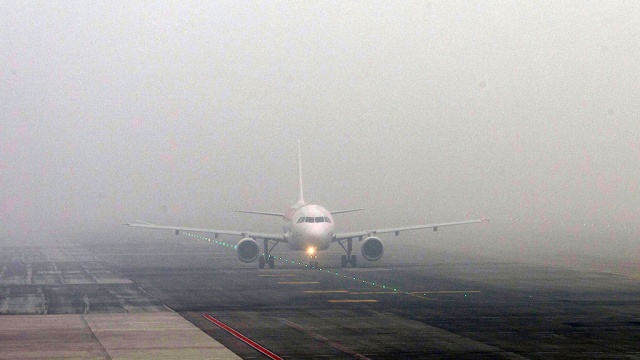 Туман продолжает мешать работе Международного аэропорта Кишинева