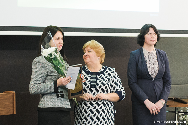 Peste 20 de tineri din Chişinău au primit Premiul pentru tineret