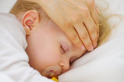 Adevărul despre febra la copii. Interviu cu specialistul Olesea Vaculin