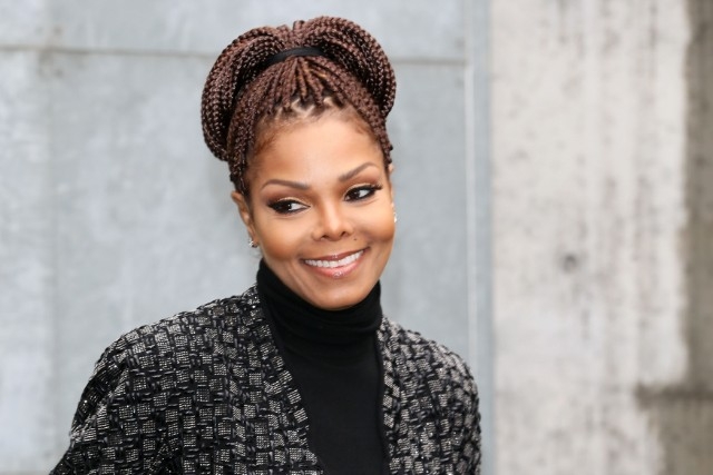 Janet Jackson si-a amanat turneul mondial! Astista are o tumora pe corzile vocale