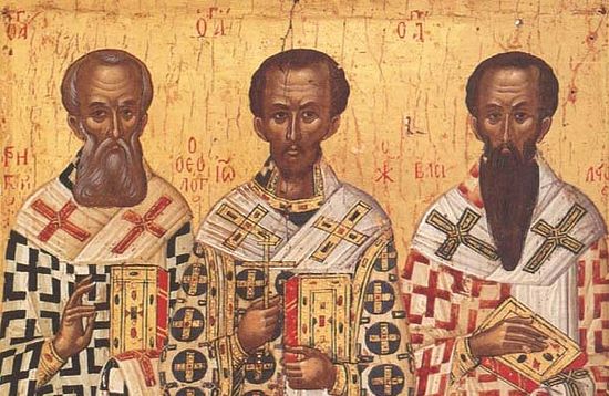 Православные христиане отмечают праздник Собора Трех Святителей