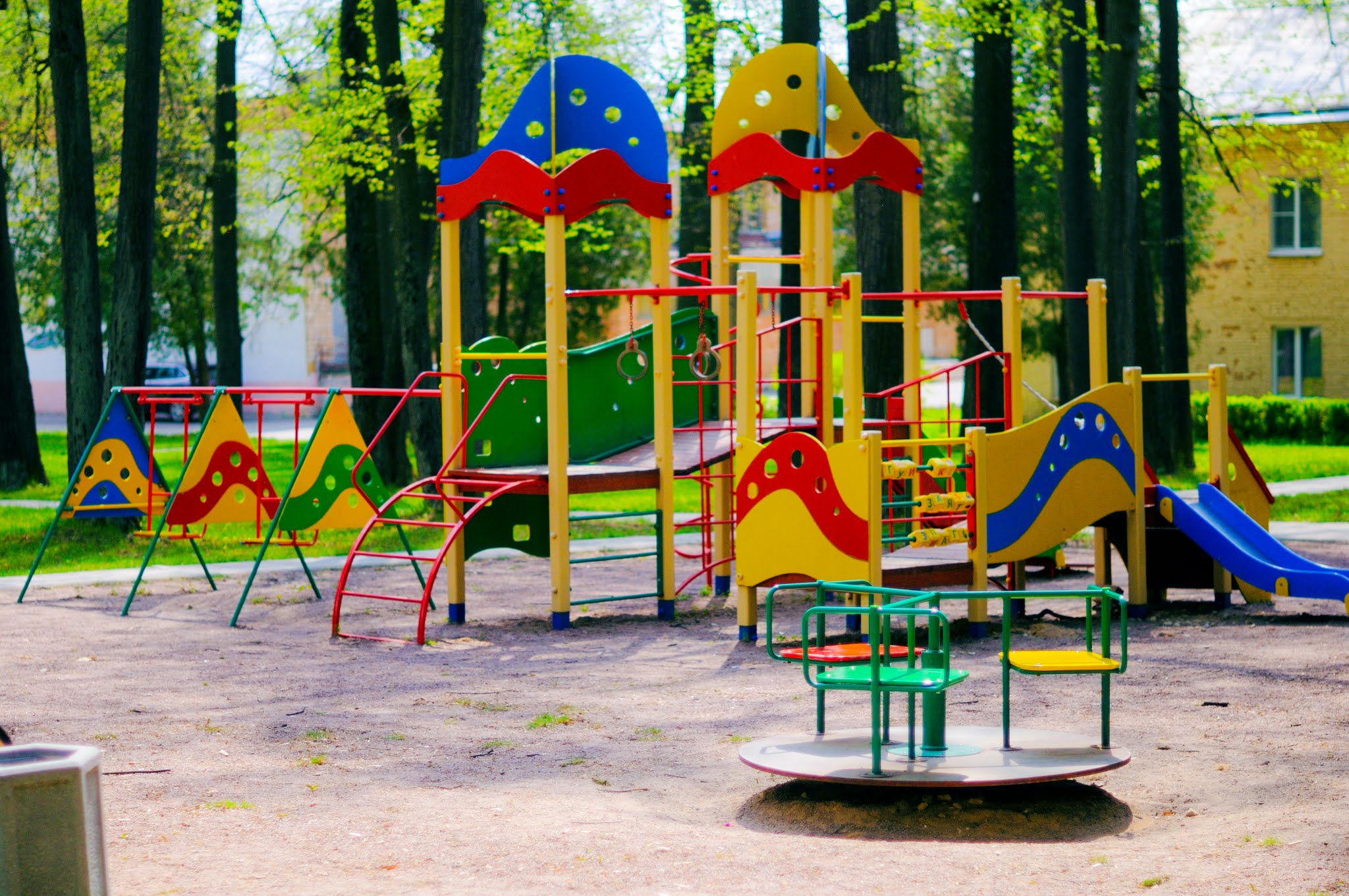 В одном из кишиневских парков построят детскую и спортивную площадки
