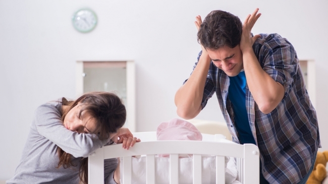 Всем спать: почему ребенок устраивает истерики перед сном